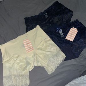 Lace shorts panties bundle